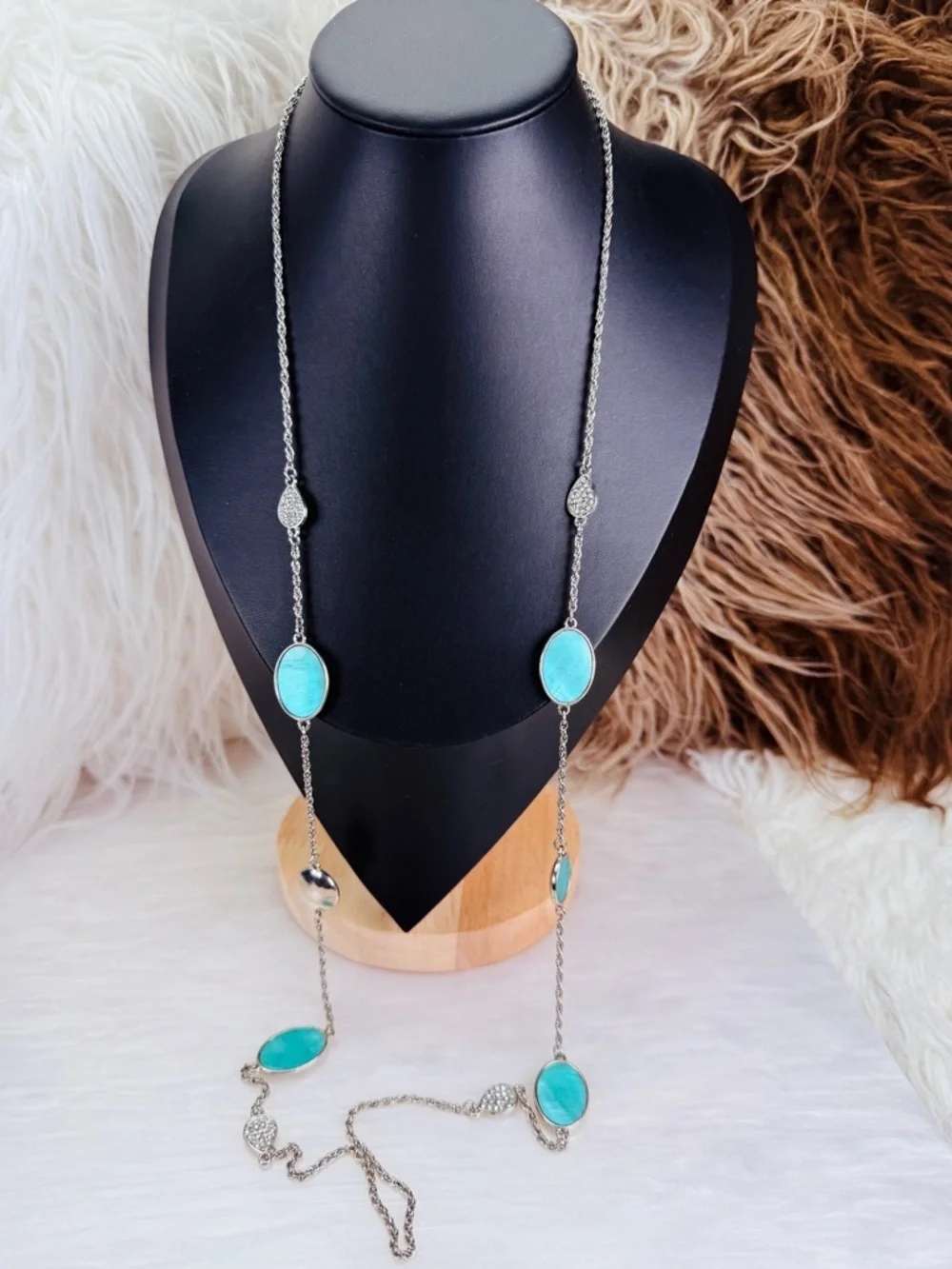 Beautiful, Silvertone, blue, clear bling, long layering necklace